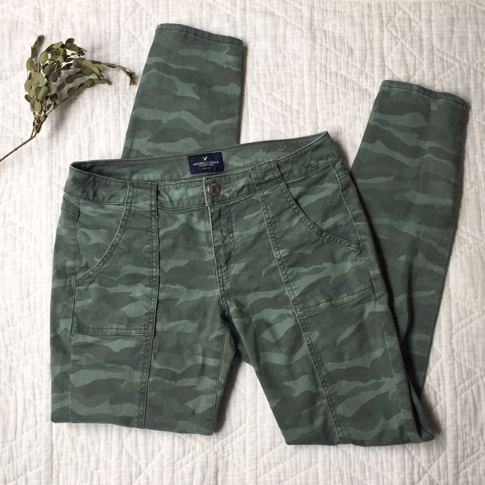 CAMO PANTS